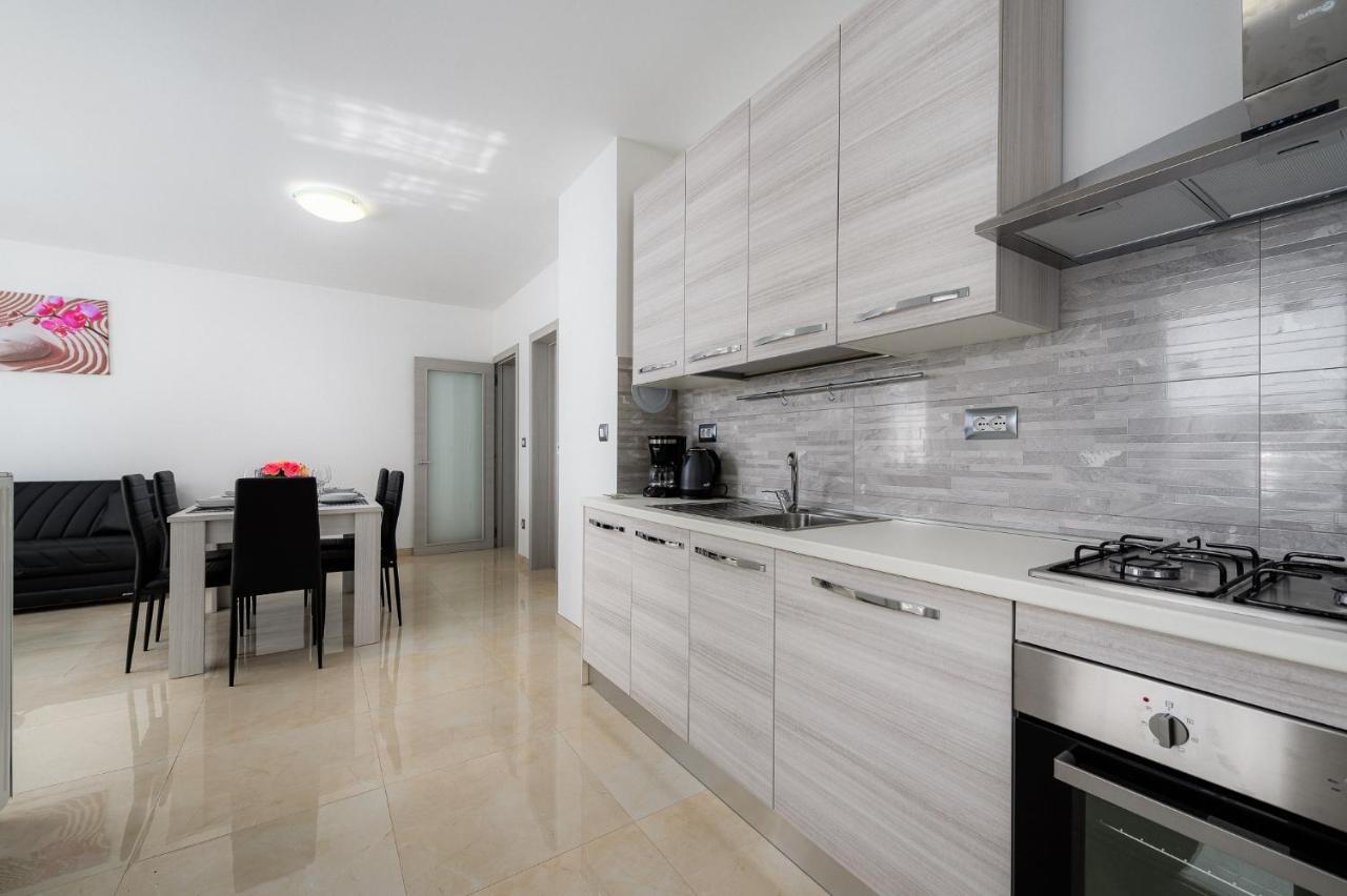 Stancija Amoroso Porec Apartments Exterior photo