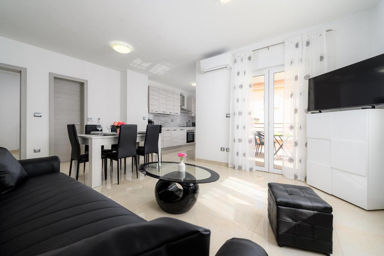 Stancija Amoroso Porec Apartments Exterior photo